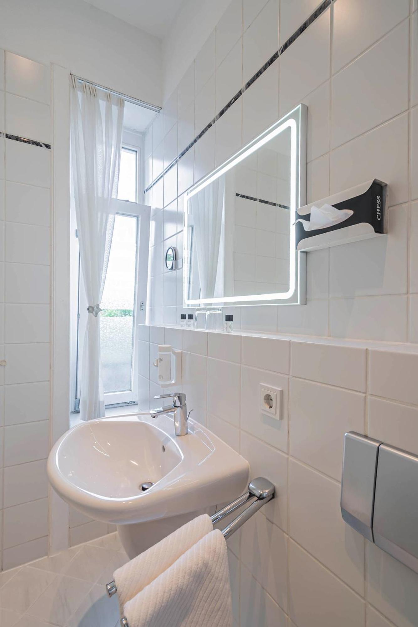 Hotel Villa Am Kurpark Бад Хомбург фор дер Хьое Стая снимка